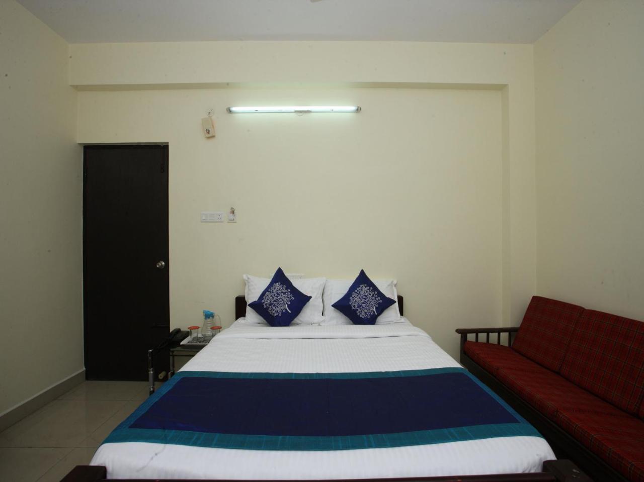 Oyo 10465 Koyambedu Chennai Hotel Luaran gambar
