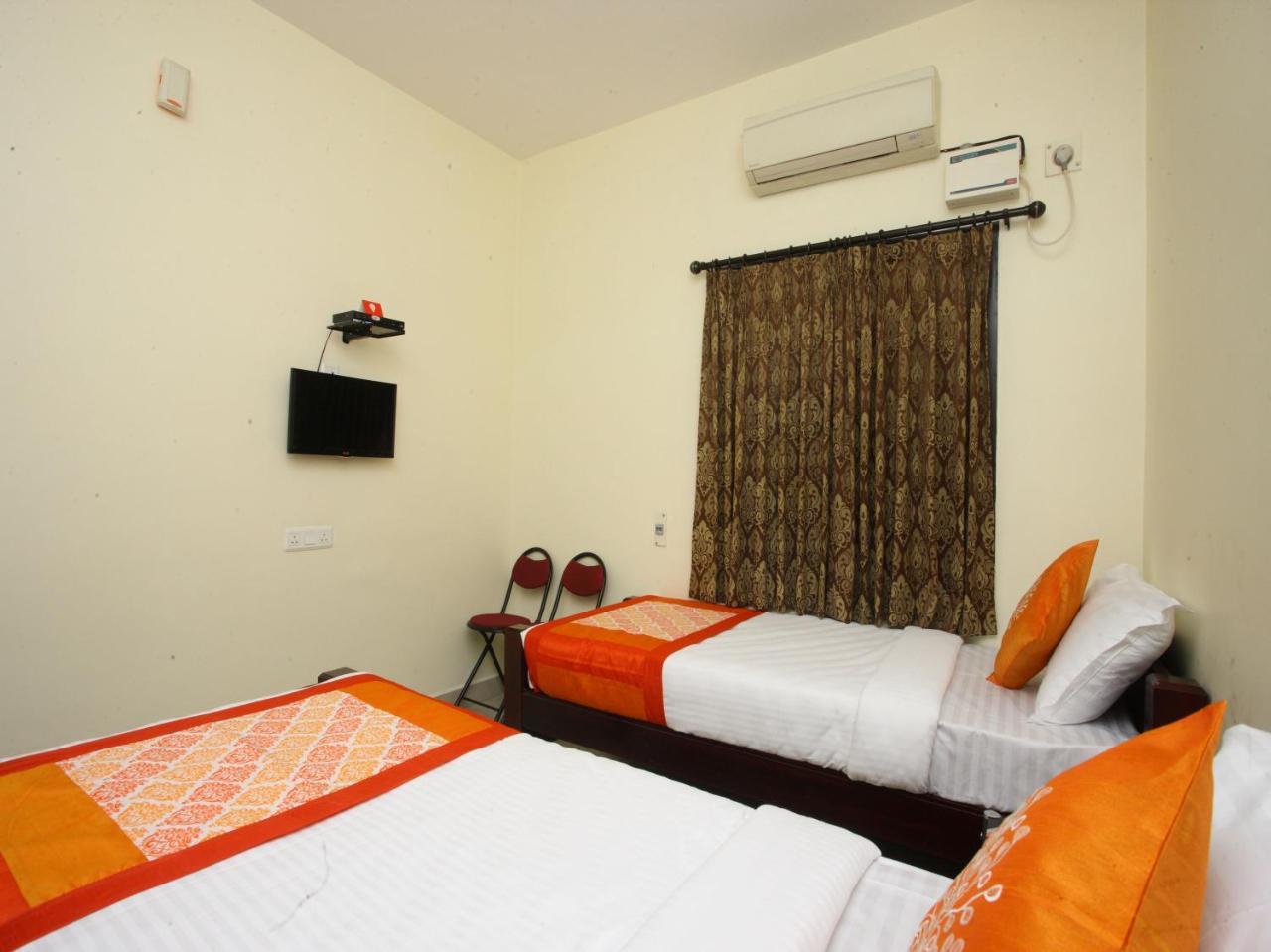 Oyo 10465 Koyambedu Chennai Hotel Luaran gambar